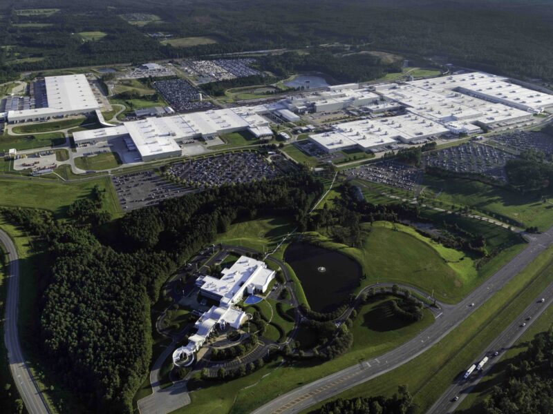Daimler invests $1 billion in the expansion of electromobility in the USA