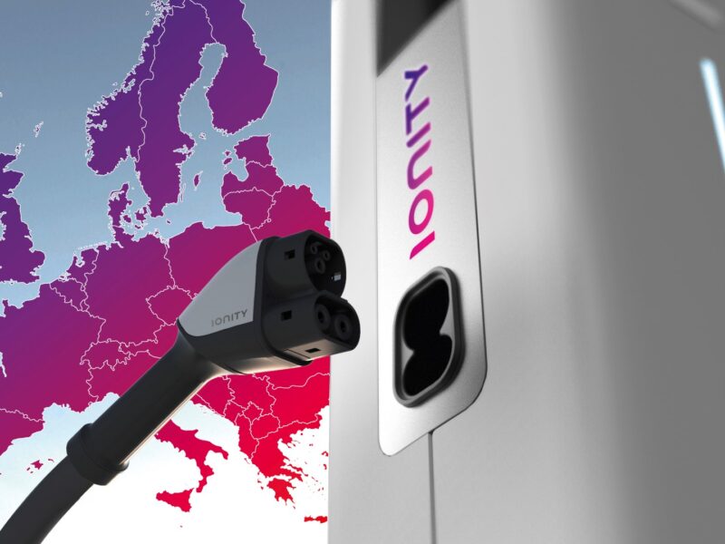 Carmakers launch European open charging network