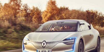 Renault présente Symbioz, voiture tout-electrique et autonomome