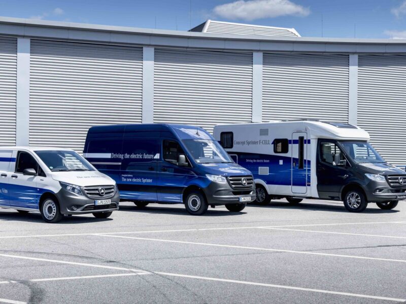 Daimler introduces fuel cell drive to commercial vehicles