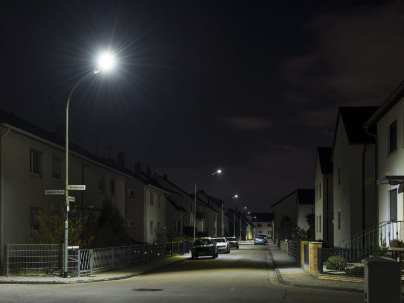 Ultra-efficient LED luminaire saves 30% energy