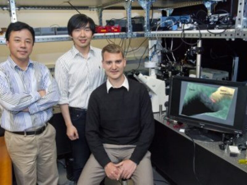 Nanoscale waveguide boosts silicon photonics