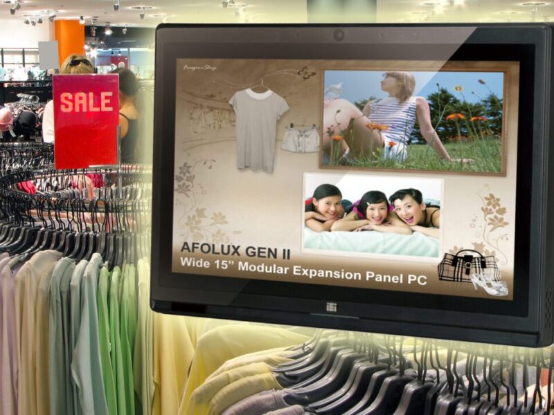 Panel PC targets self service environment