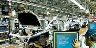 Fanless Industrial PC has two DVI-D interfaces