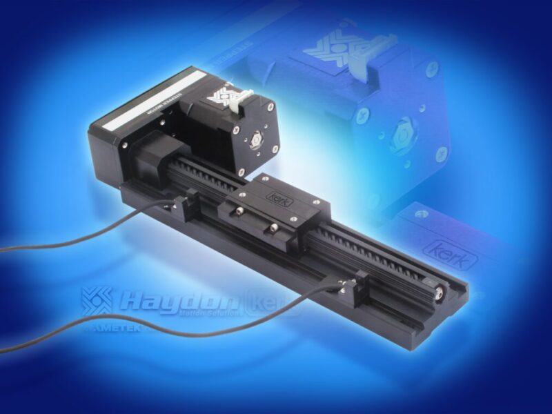 180º folded-over motorized linear rail system