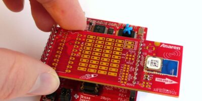 Sub-1GHz wireless connection kit for LaunchPad development kit