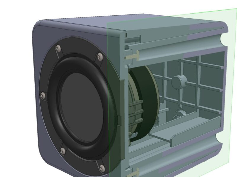 Speaker housing gives big speaker quality in small form factor design