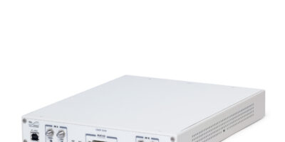 Software-defined radio platforms host Xilinx Kintex FPGAs, span DC-6GHz