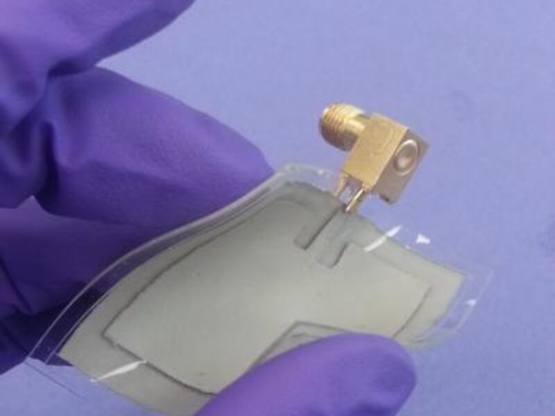 Stretchable antenna developed for wearable health monitoring