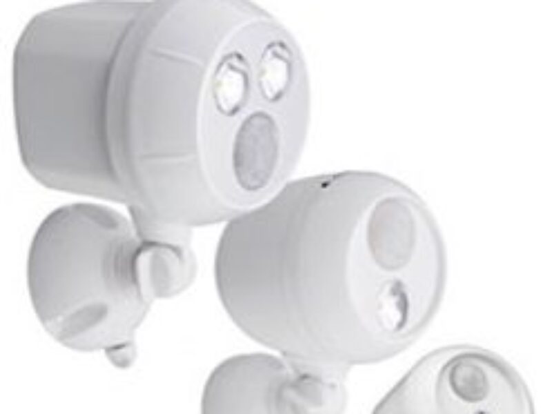 Wireless lighting communication technology optimizes off-grid LED lighting