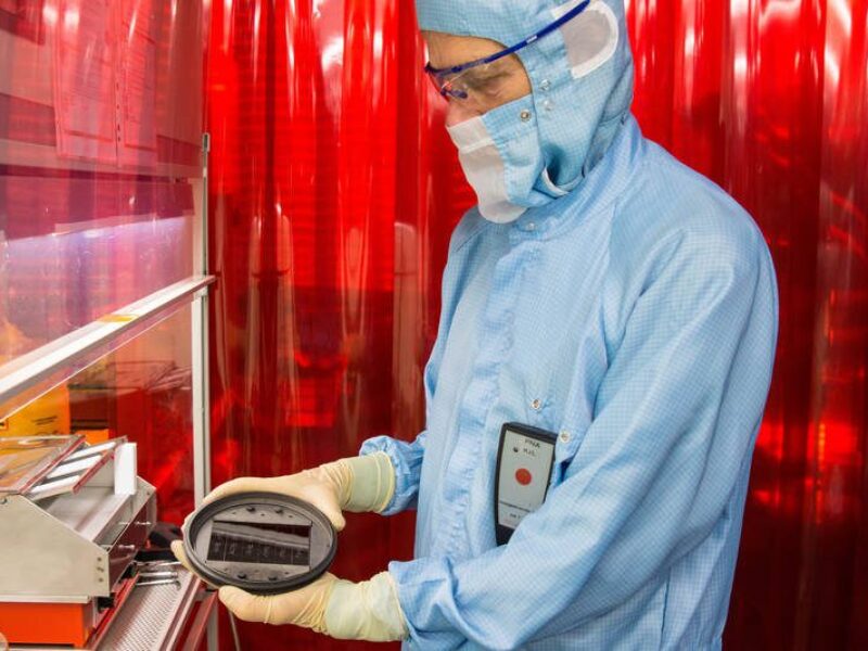 Thin-film PV achieves world-beating 21.7 percent efficiency