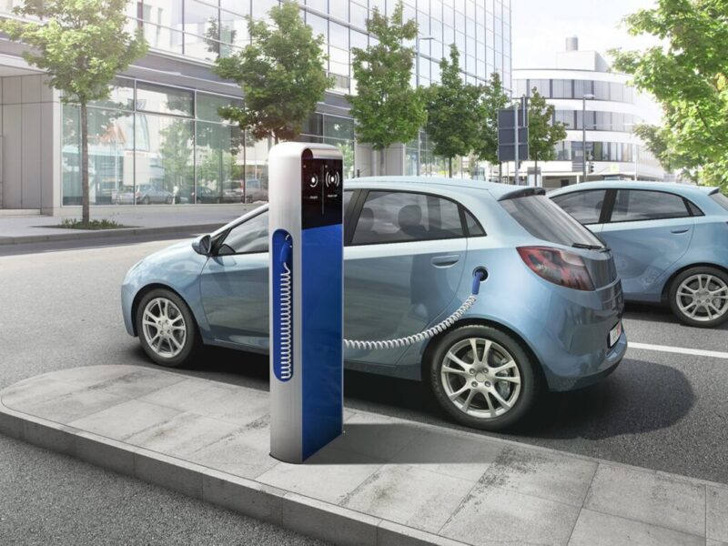 Bosch invests billions in automotive technology, sketches autonomous driving scenario