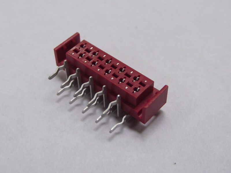 Farnell : premier à stocker les connecteurs Amphenol TMM