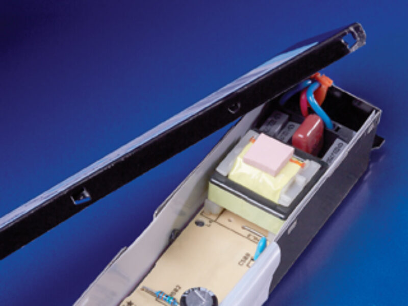 Interfaces thermiques résistantes et très adhérentes