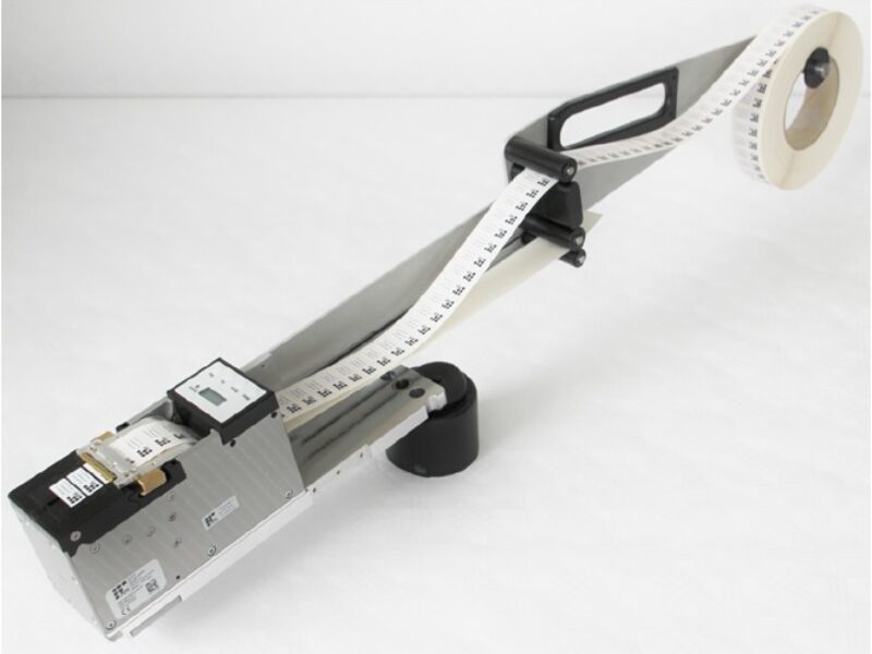 Distributeurs d’étiquettes polyvalents pour les lignes CMS