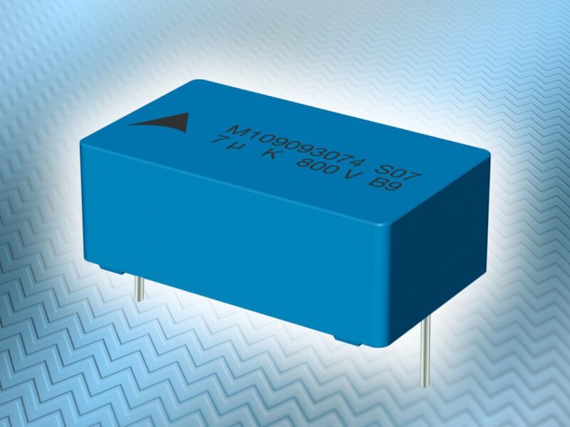 Film capacitors: Wide range with low insertion height