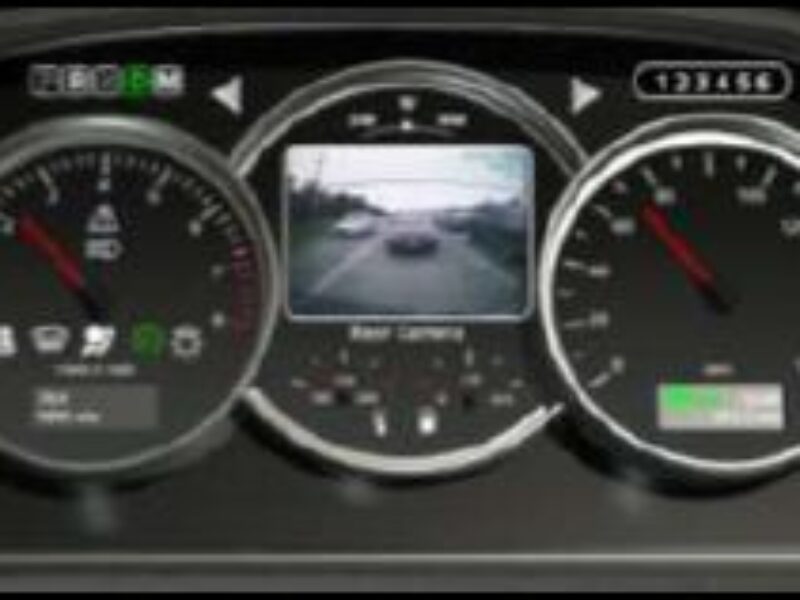 MCU drives sophisticated automotive dashboard displays