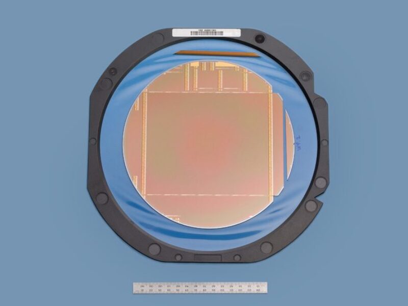 Wafer-scale CMOS X-ray imaging for medical applications