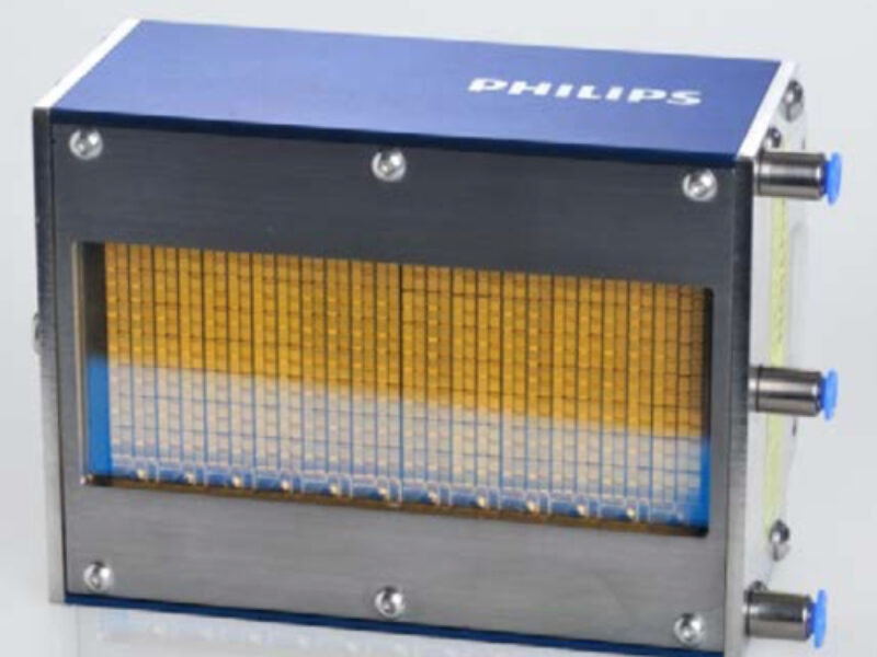 Philips Photonics: SPIE paper on integrated high power VCSEL systems