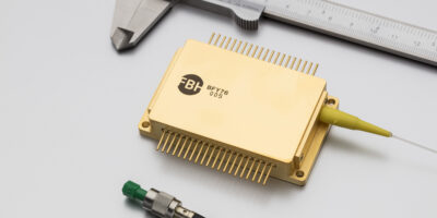 Miniaturized fiber-coupled diode lasers for spectroscopy