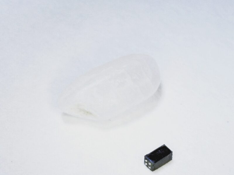 Wafer-level camera module is world’s smallest at 0.65×0.65×1.58mm