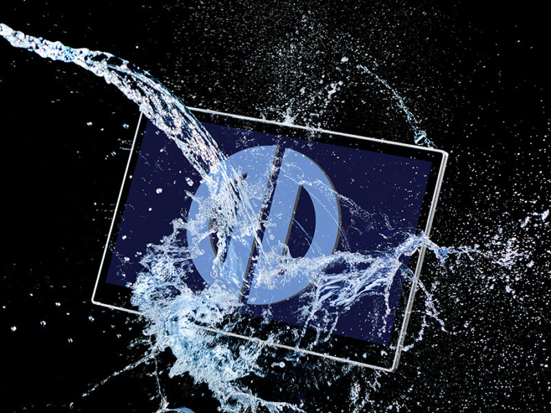 Intelligent IP65 displays for industrial and medical