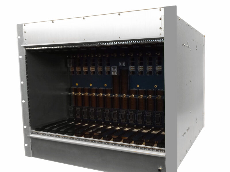 Fastest OpenVPX chassis has custom connectors