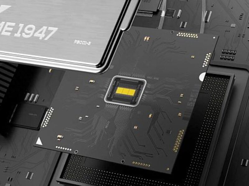 Molecular electronics chip to digitize biology