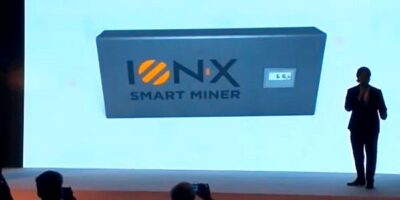 Smart crypto miner, energy storage system is carbon negative