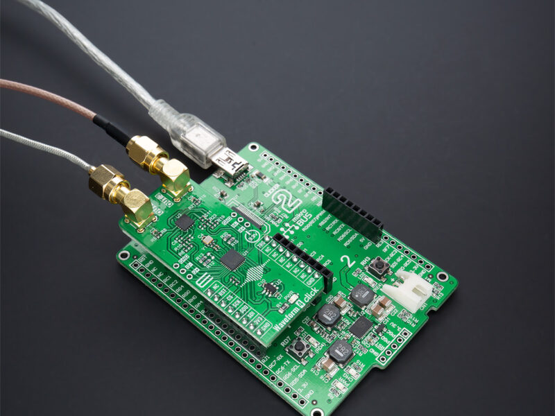 Low cost, high-performance signal generator board