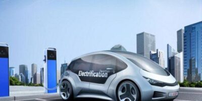 Etude sur le match entre batteries et pile à combustible