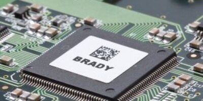 Etiquette de traçabilité des cartes résistante au lavage intensif