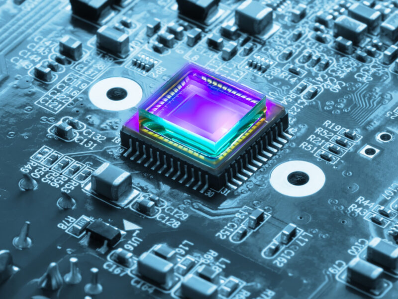 Thermoelectric modules protect CMOS sensors from excess heat