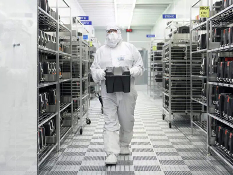 NXP moves to uncancellable chip contracts