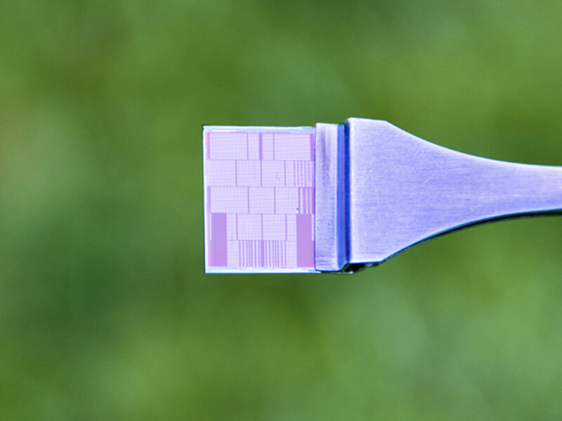 European project for commercial silicon quantum processor