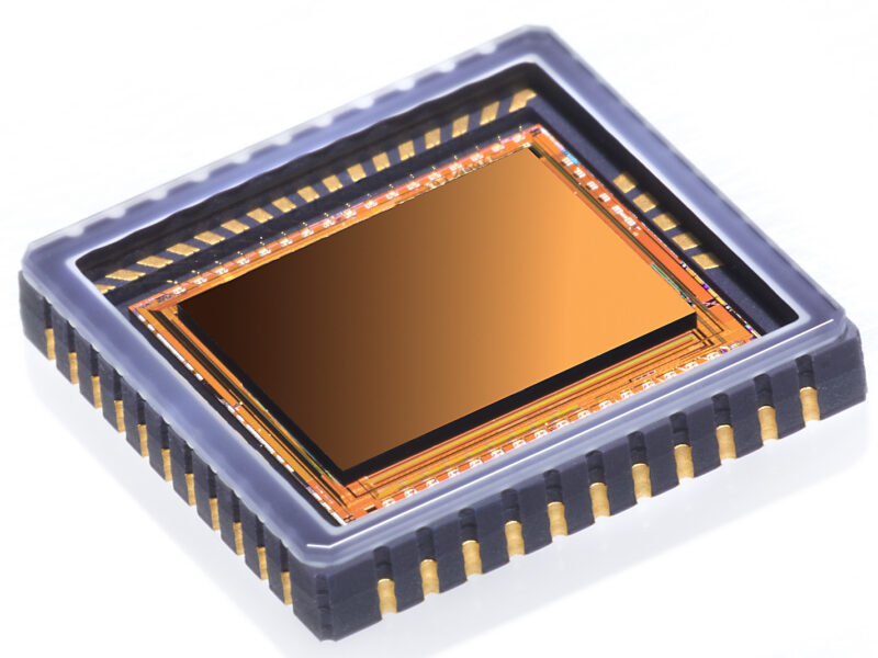 Small footprint VGA SWIR detector supports high volume imaging applications