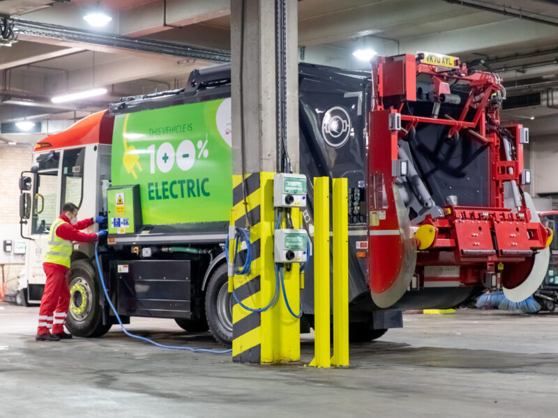 Veolia plans first UK electric vehicle battery recycling plant